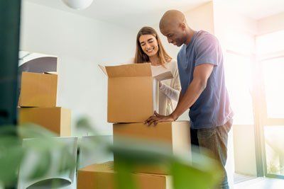 Tenants moving boxes