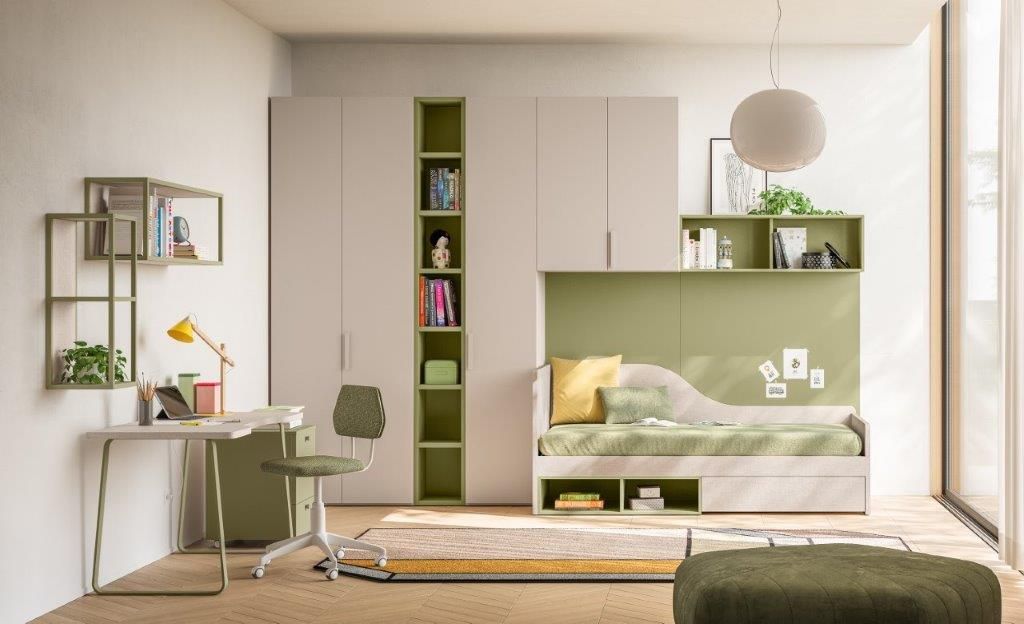 Camera da letto moderna con mobili verdi e beige, tra cui scrivania, letto e armadio.