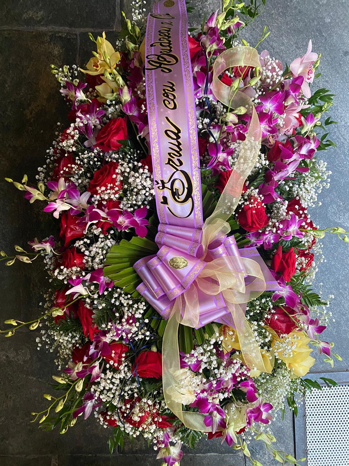 Corona di fiori funebre