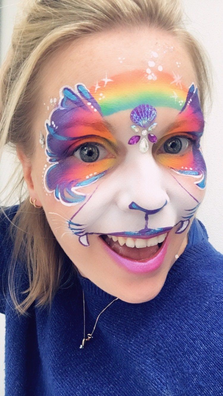 Kindervermaak schminken door Vanja Glitter & Schmink voor feest en evenement in Emmen, Assen, Groningen, Hoogeveen, Drenthe en Groningen