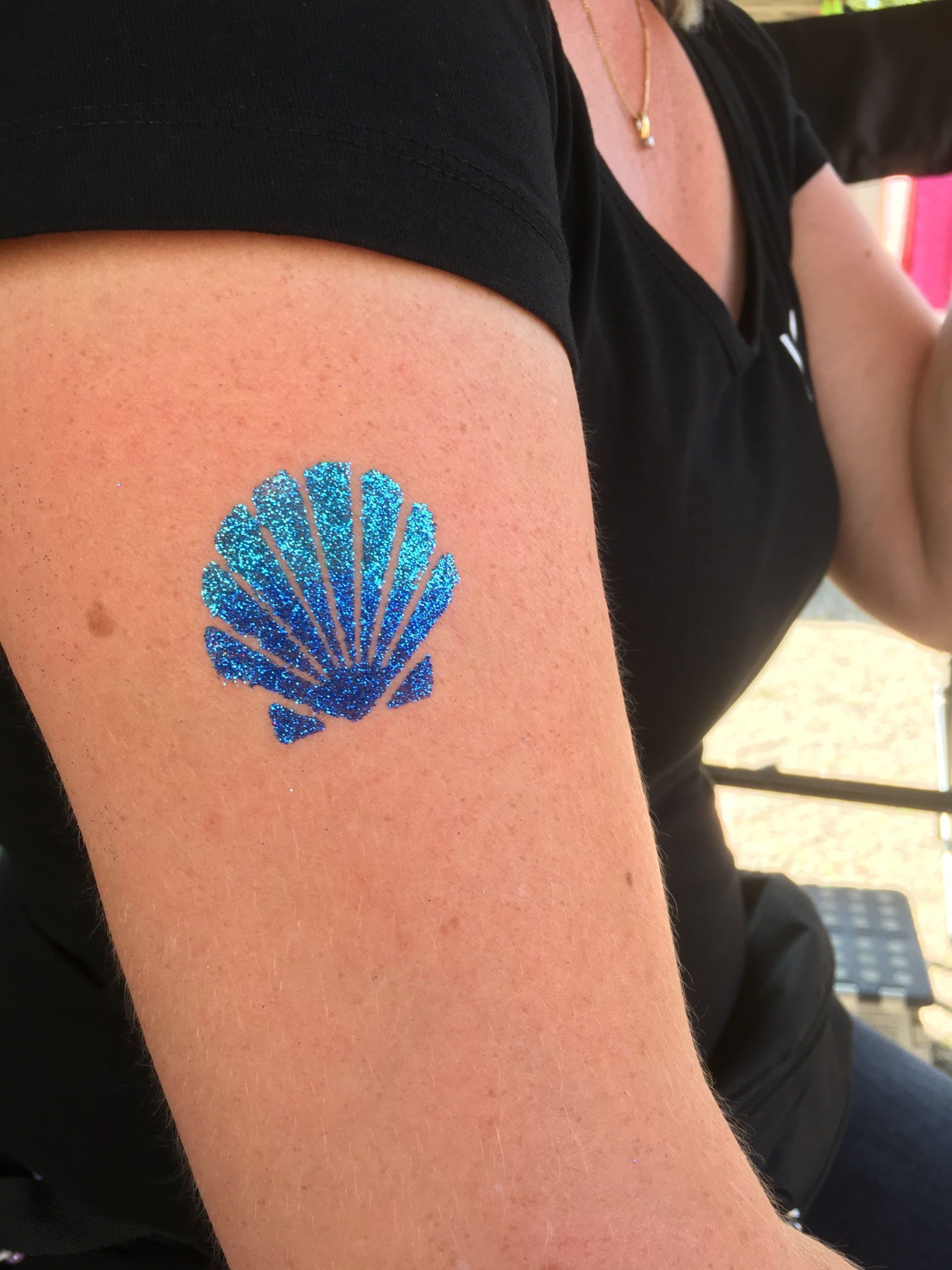 Kindervermaak glittertattoos voor feest en evenement Vanja Glitter & Schmink