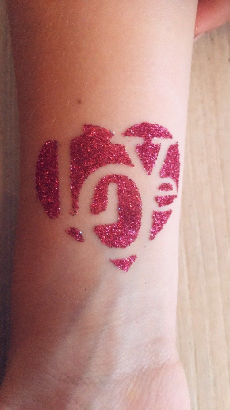 Kindervermaak glittertattoos voor feest en evenement Vanja Glitter & Schmink