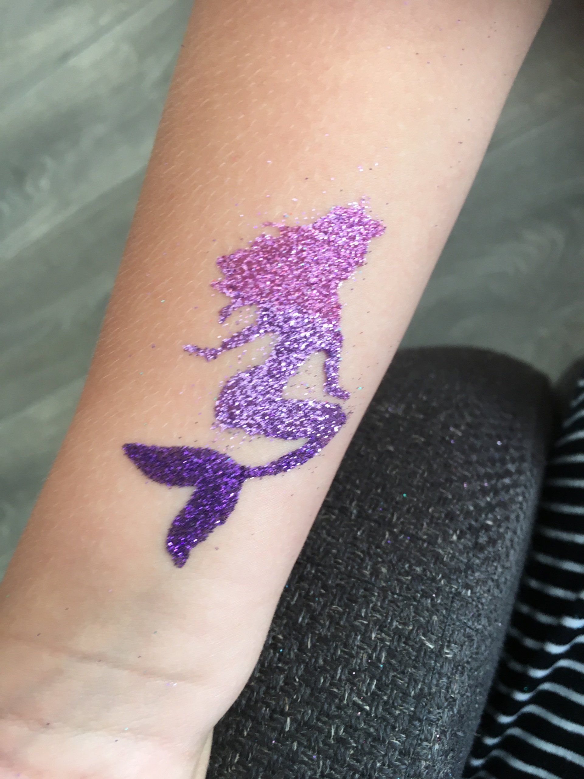 Kindervermaak glittertattoos voor feest en evenement Vanja Glitter & Schmink