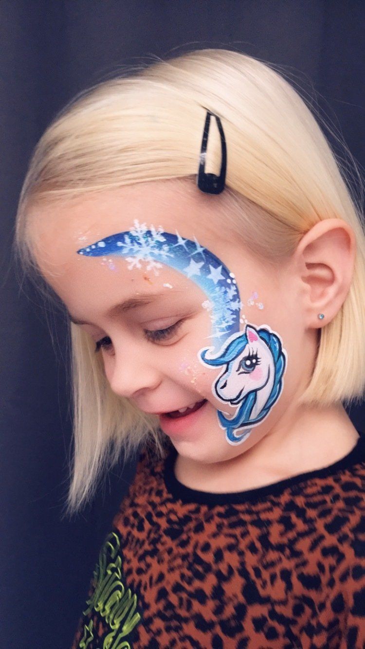 Kindervermaak schminken door Vanja Glitter & Schmink voor feest en evenement in Emmen, Assen, Groningen, Hoogeveen, Drenthe en Groningen