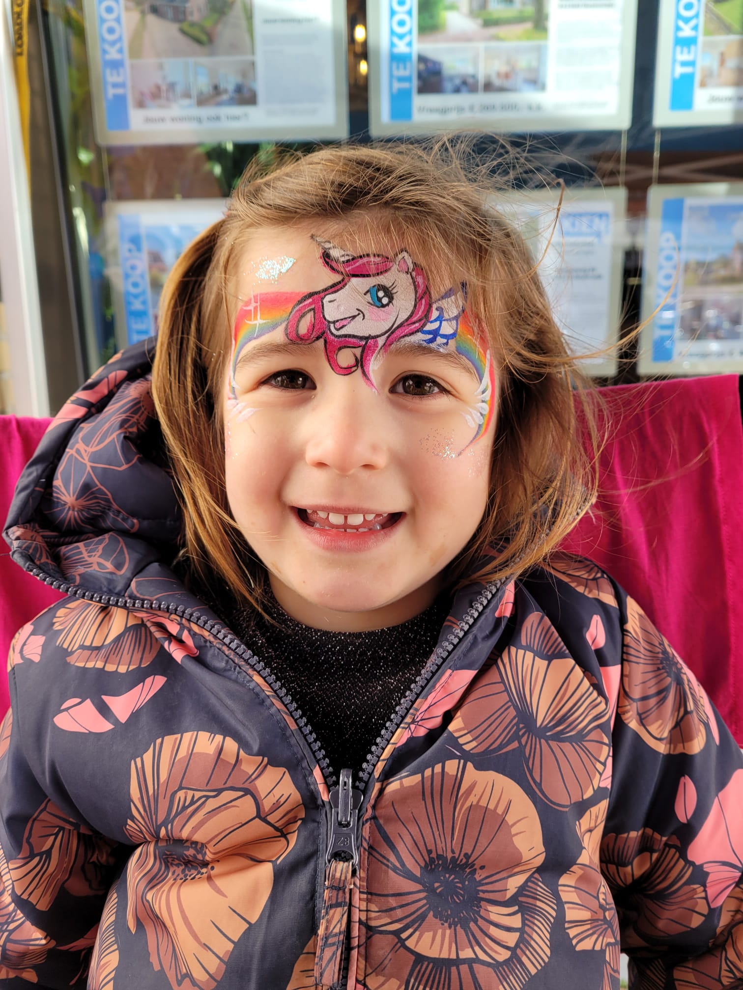 Kindervermaak schminken door Vanja Glitter & Schmink voor feest en evenement in Emmen, Assen, Groningen, Hoogeveen, Drenthe en Groningen