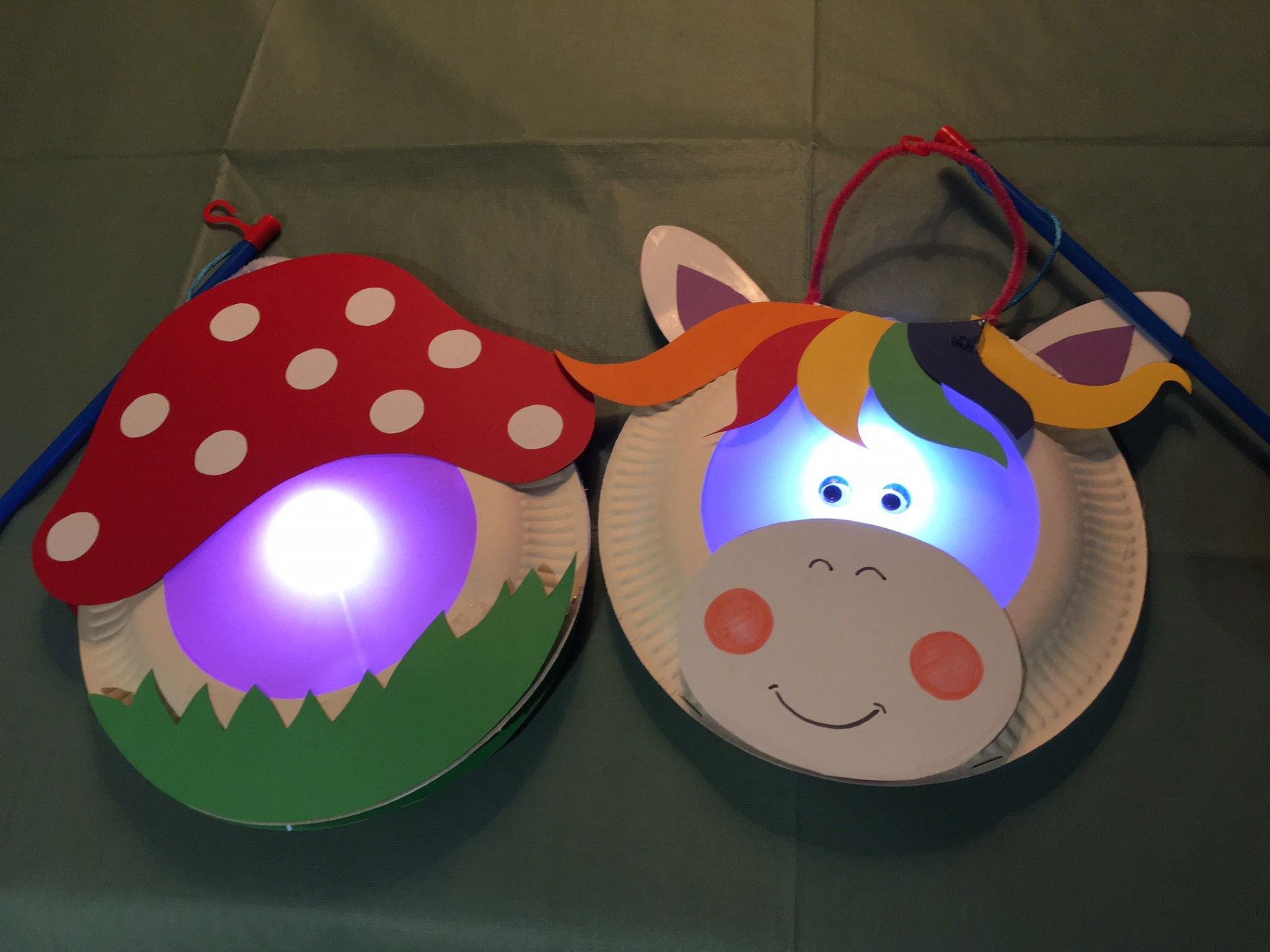 Kindervermaak schminken door Vanja Glitter & Schmink voor feest en evenement in Emmen, Assen, Groningen, Hoogeveen, Drenthe en Groningen