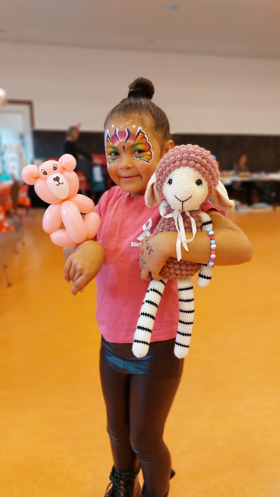 Kindervermaak schminken voor feest en evenement in Emmen, Assen, Groningen, Hoogeveen, Drenthe en Groningen