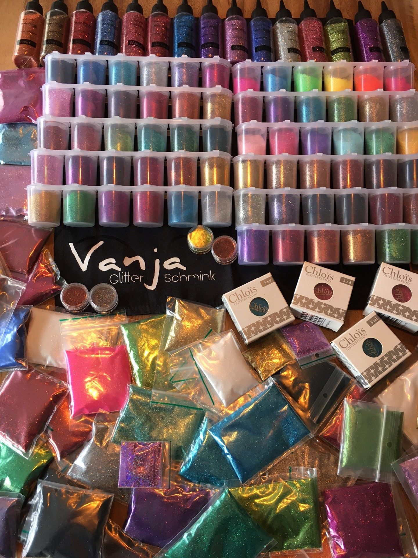 Kindervermaak glittertattoos voor feest en evenement Vanja Glitter & Schmink