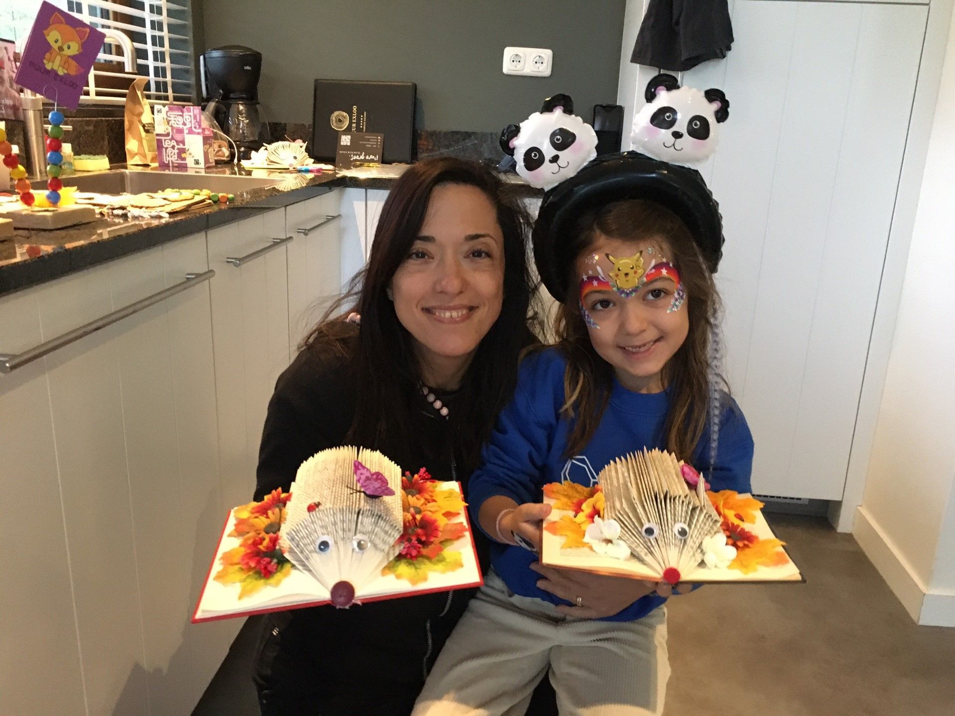 Kindervermaak schminken door Vanja Glitter & Schmink voor feest en evenement in Emmen, Assen, Groningen, Hoogeveen, Drenthe en Groningen