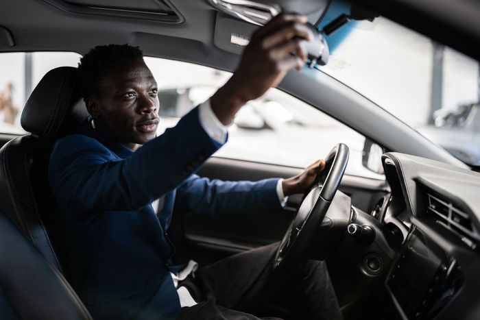 Man In Suit In Driver Seat - Raritan, NJ - 78 Chauffeured Services