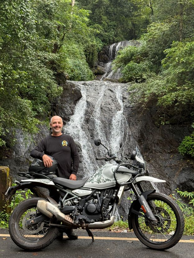 Scenic motorcycle ride in Kerala’s lush landscapes