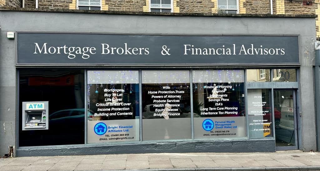Financial services in Newbridge