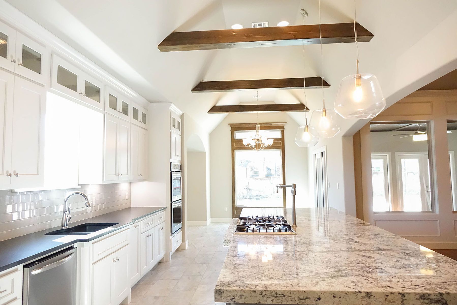 Rothchild Kitchen with Countertop