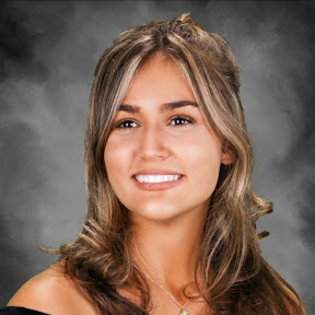 Maddy Rivera, MA / Receptionist
