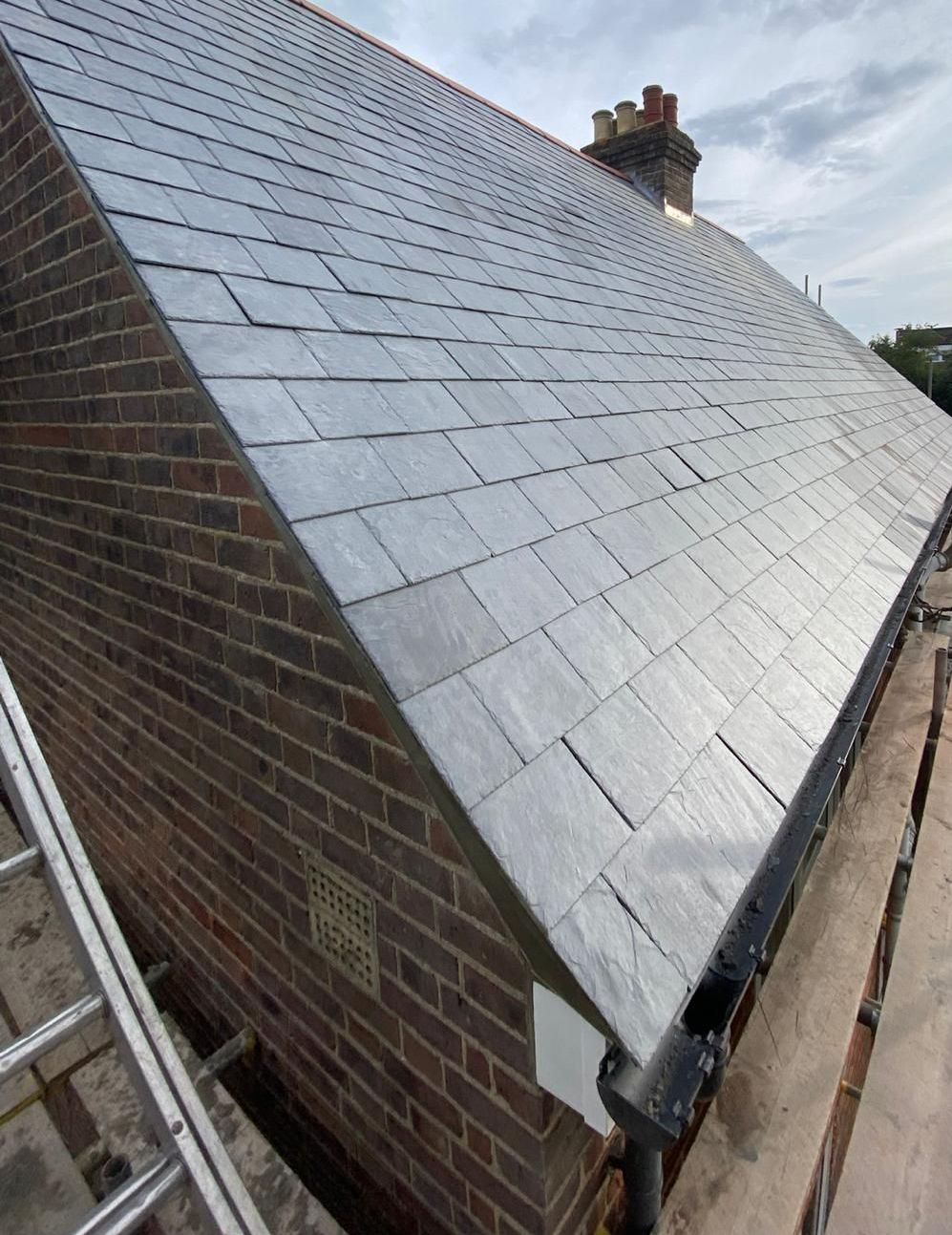 Roof Repair by roofer in Oxford