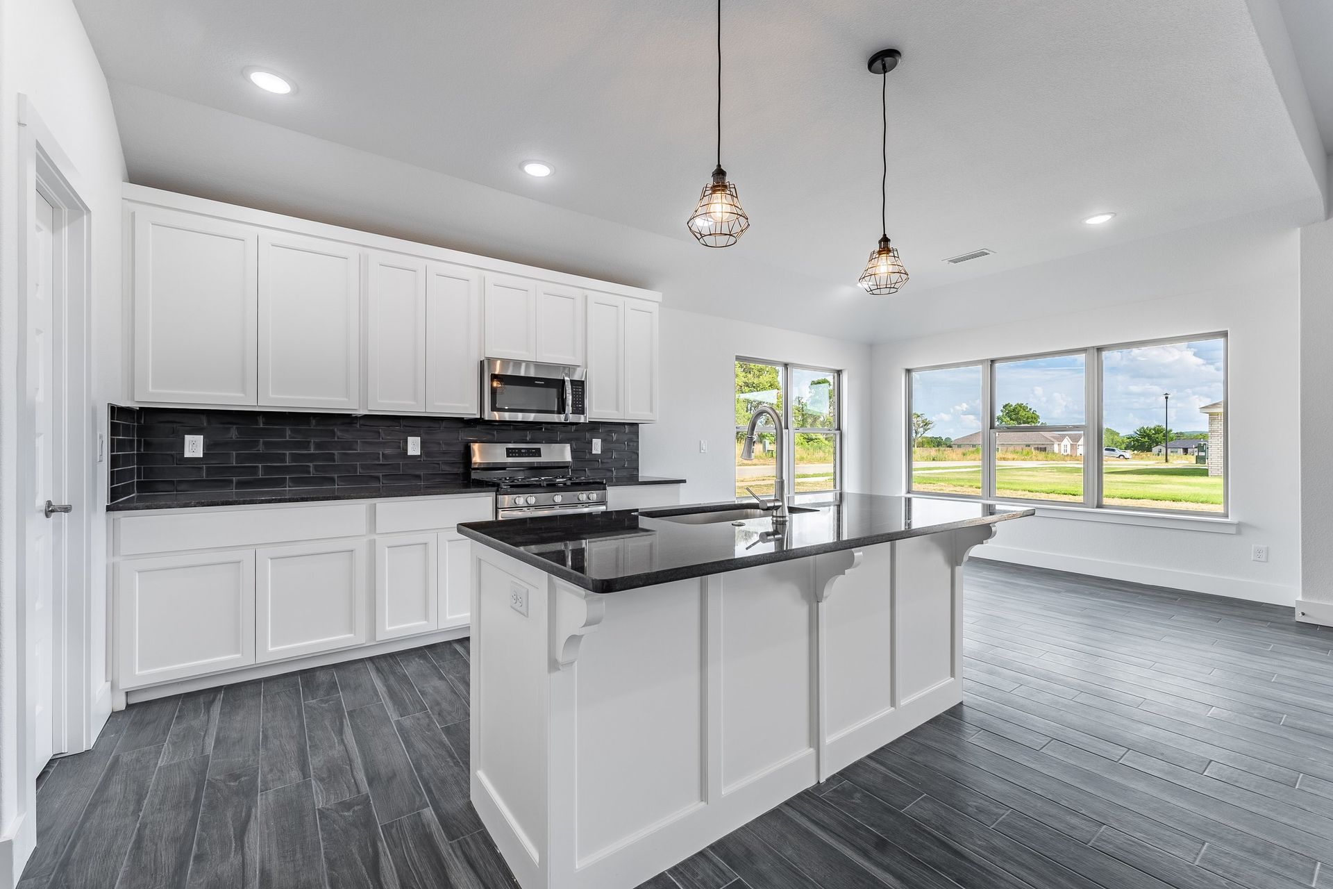 Black White Kitchen Breakfast Nook Dining Room House Home New Vision Real Estate NWA Arkansas