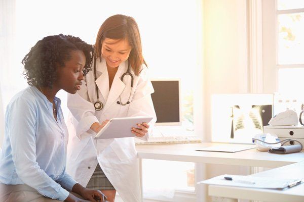 doctor doing exam