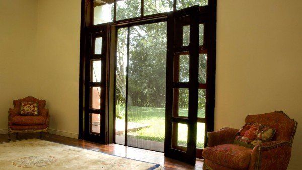 Zanzariera a scomparsa