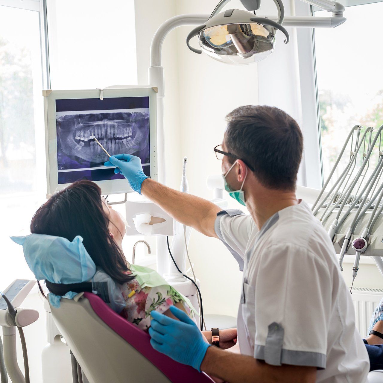 Dentist Showing Patient's Teeth Condition On Monitor — Frankfort, IL — Brookside Dental Care