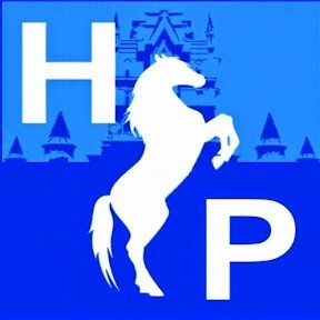 Quadrado azul com as letras brancas 