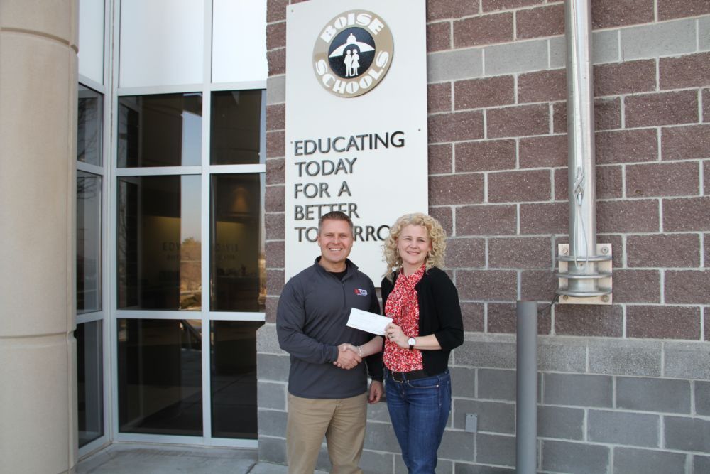 Axiom fitness donates to Boise and Meridian School Districts