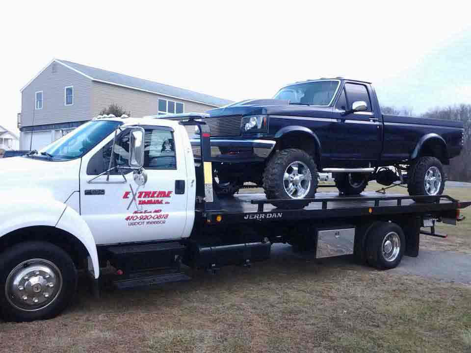 Pickup Truck on Towing Truck | Elkton, MD | Extreme Towing LLC