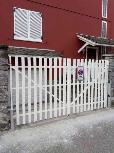 cancelletto in acciaio