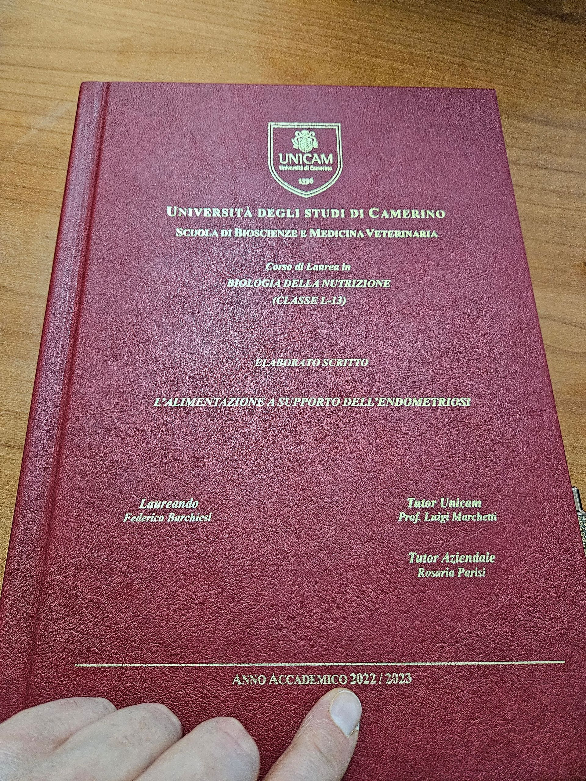 Tesi Laurea Alimentazione e Endometriosi