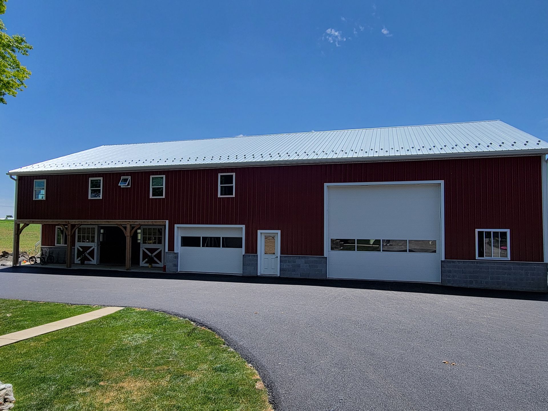 Empty Garage — Ronks, PA — Stoney Ledge Builders