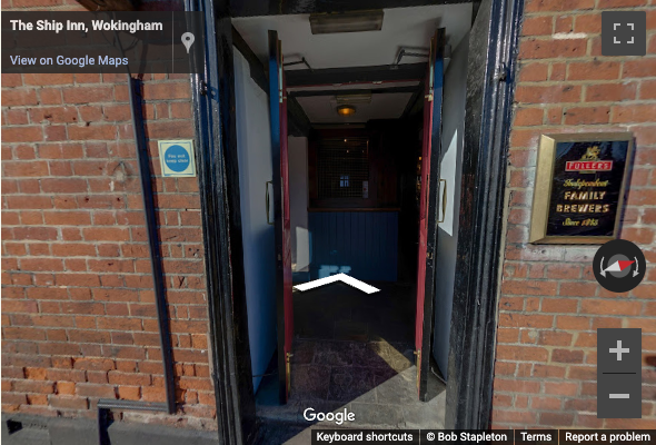 The Ship Inn, Wokingham | Entrance