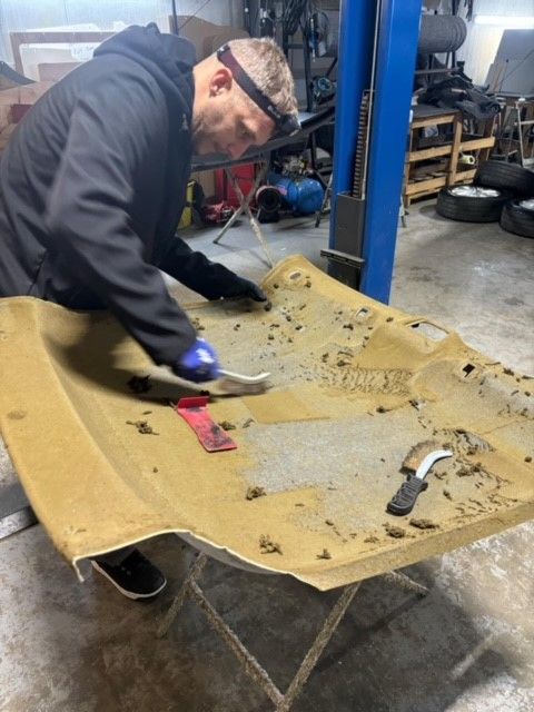 Preparing headliner for new suede liner 