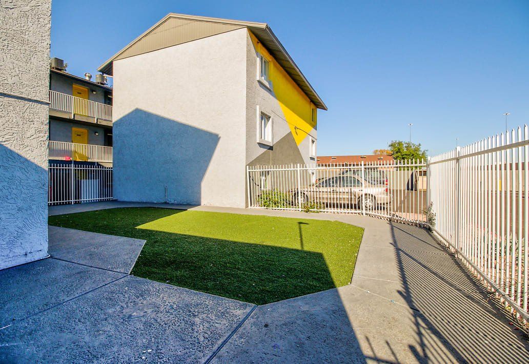 Mesquite Court Apartments Pro Residential