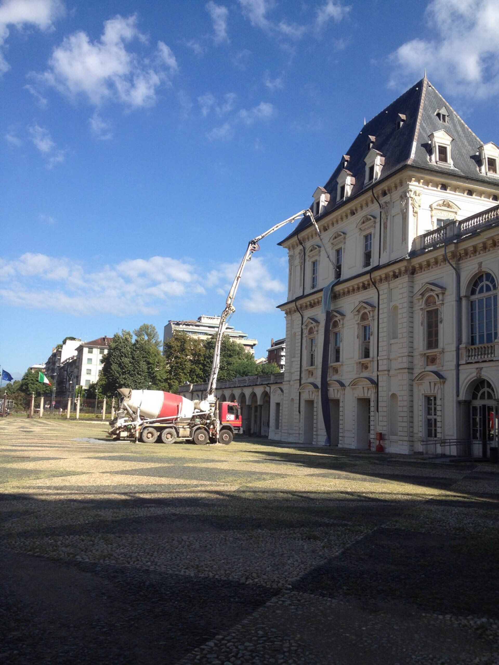 Getto di calcestruzzo al Valentino