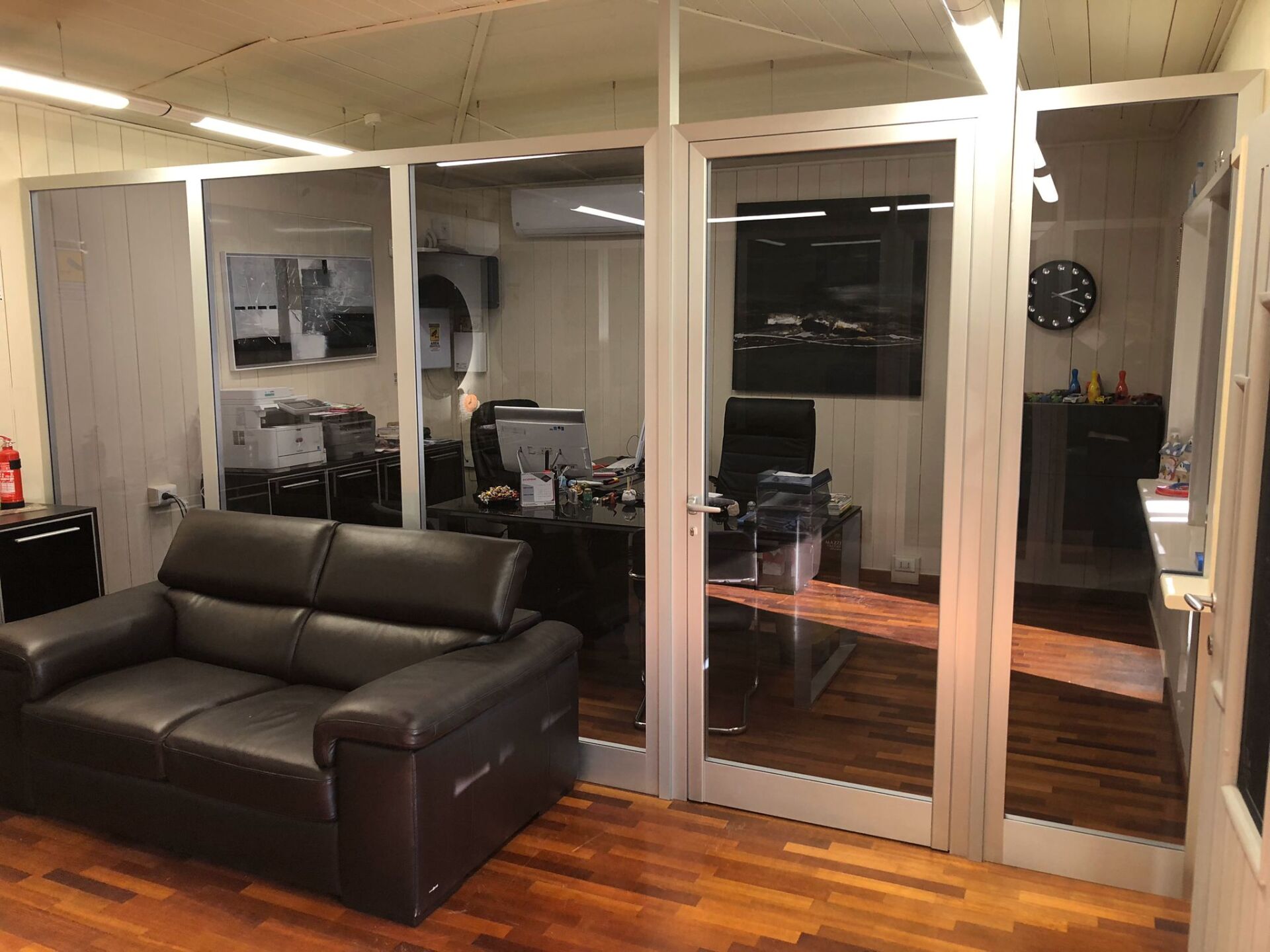 infissi in alluminio per pareti divisorie interne