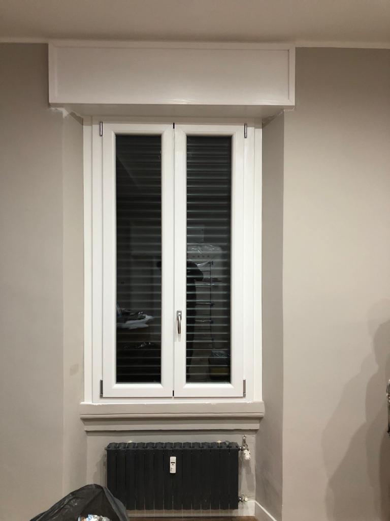 infissi in PVC bianchi per finestra
