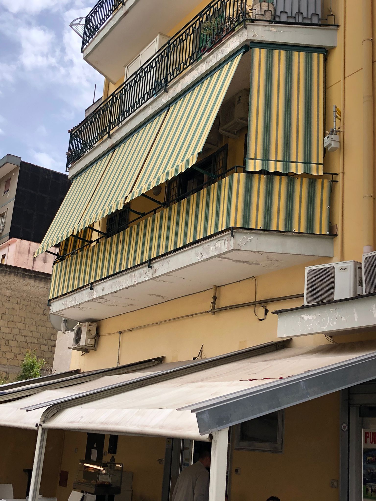 frangisole per il balcone