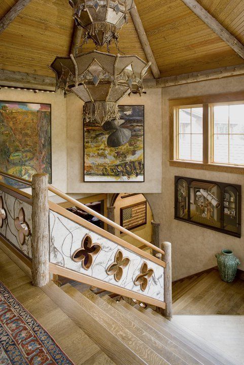 CUSTOM HOMES