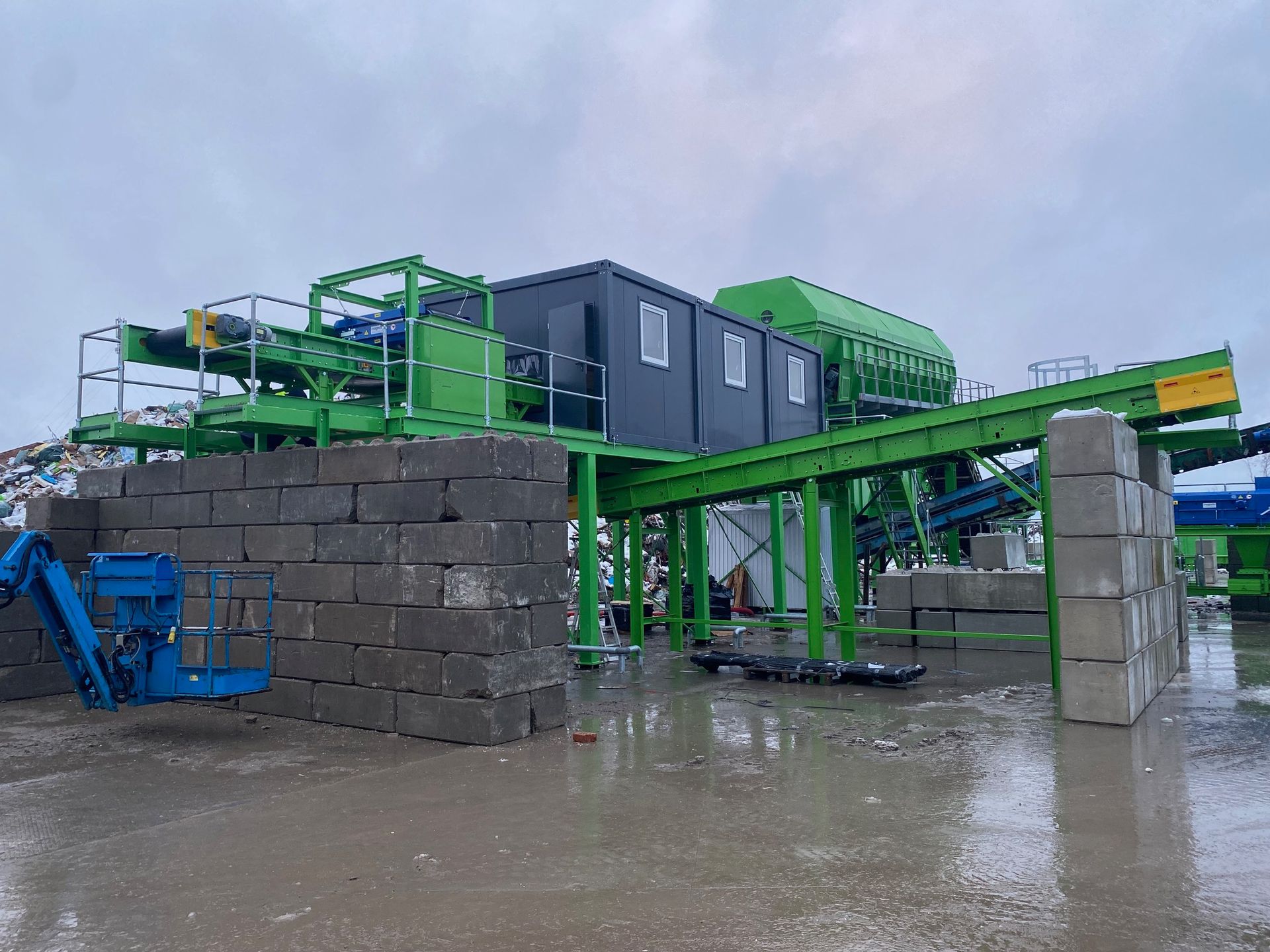construction waste recycling machinery omecha