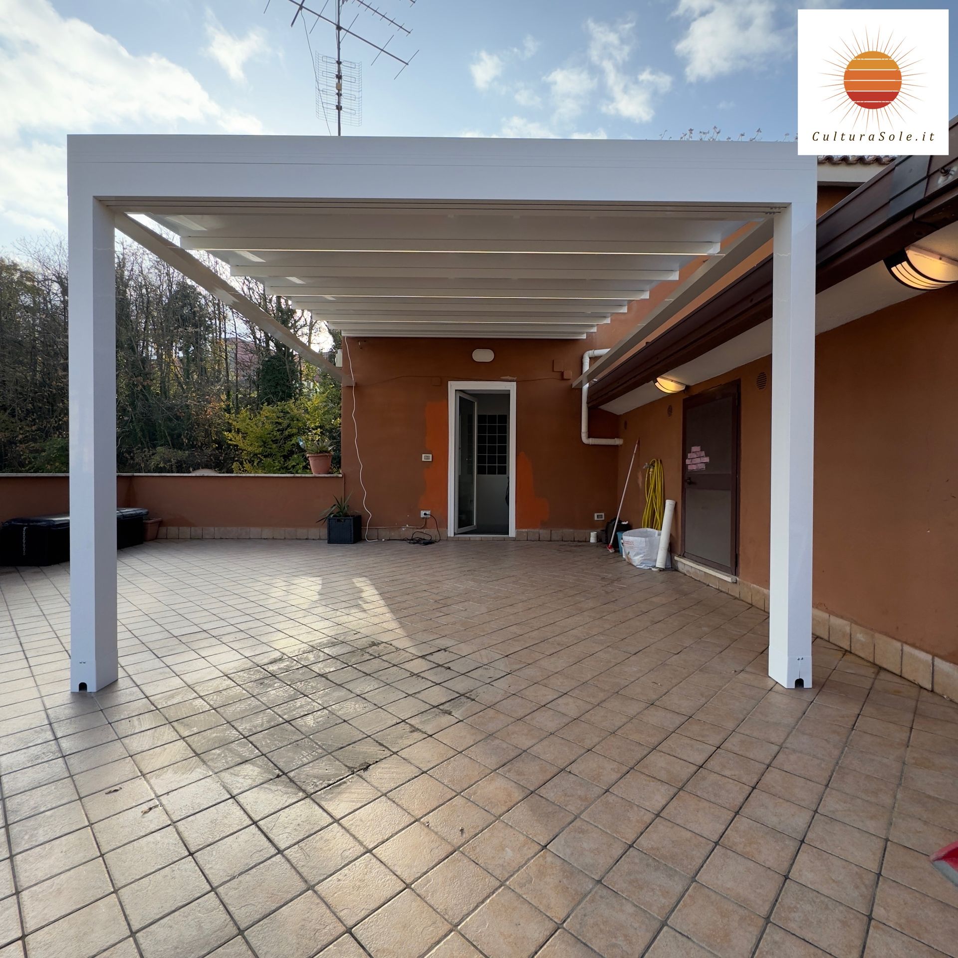 Pergotende a Monte Compatri, Roma