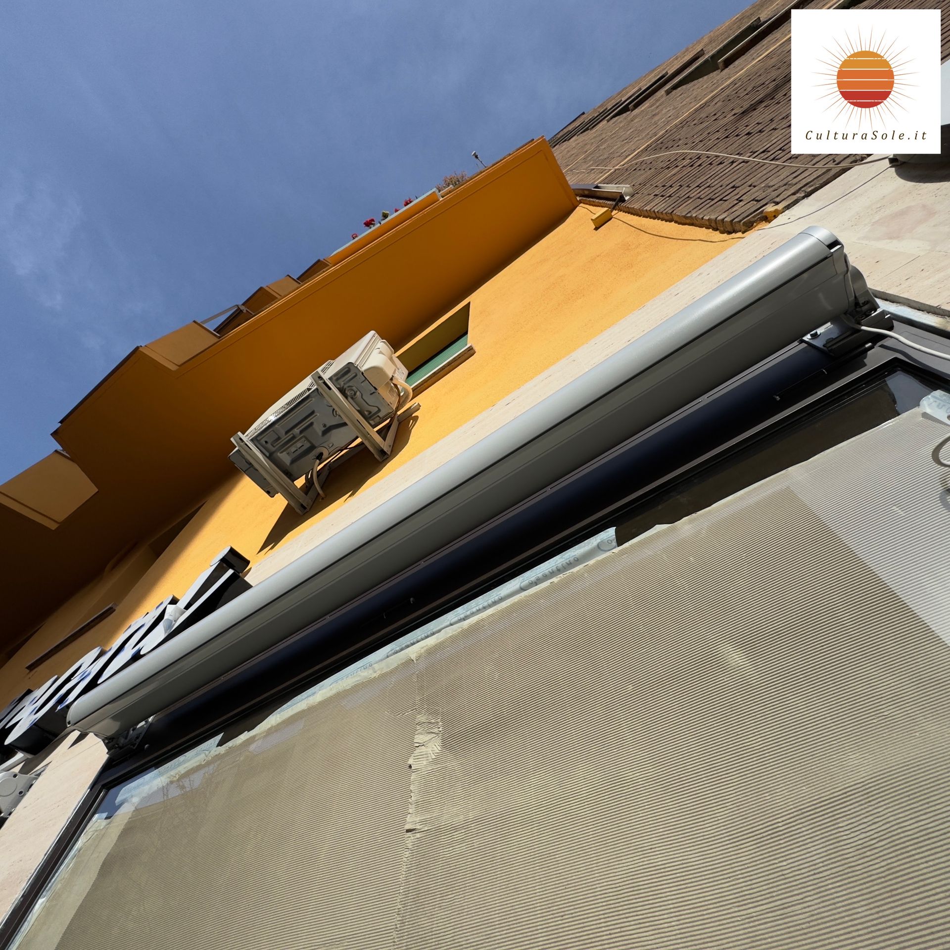 Tende da sole con cassonetto a Monte Compatri, Roma