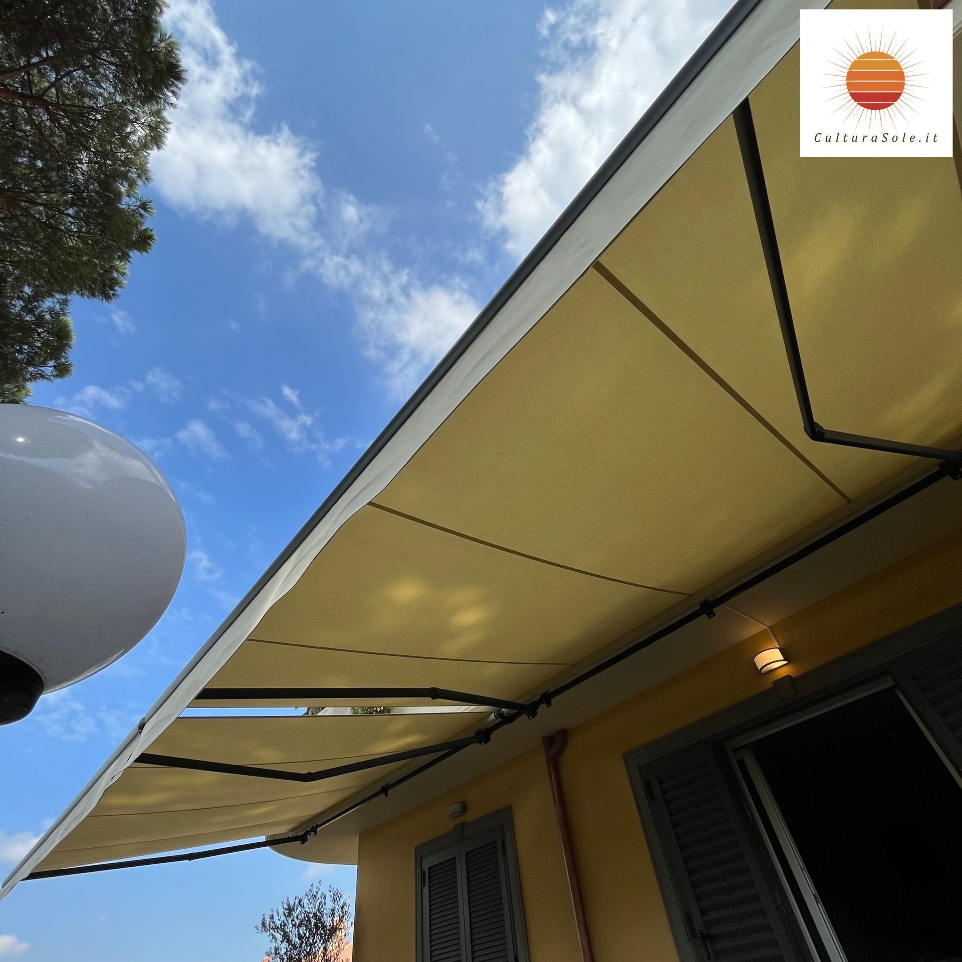tenda a bracci estensibili