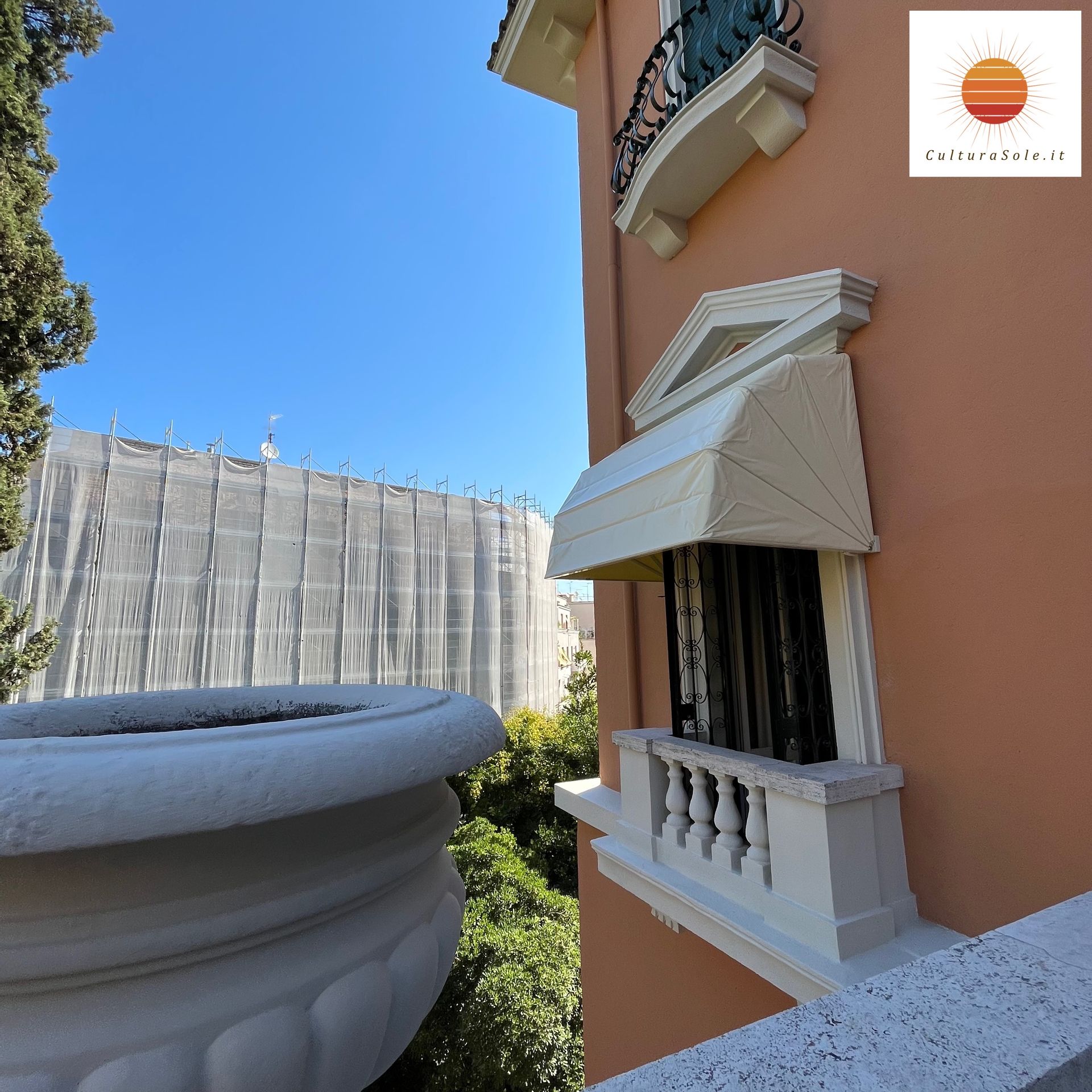 Tende da sole a cappottina a Monte Compatri, Roma