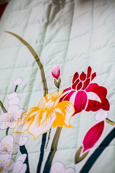 Trapunta bianca con fiori