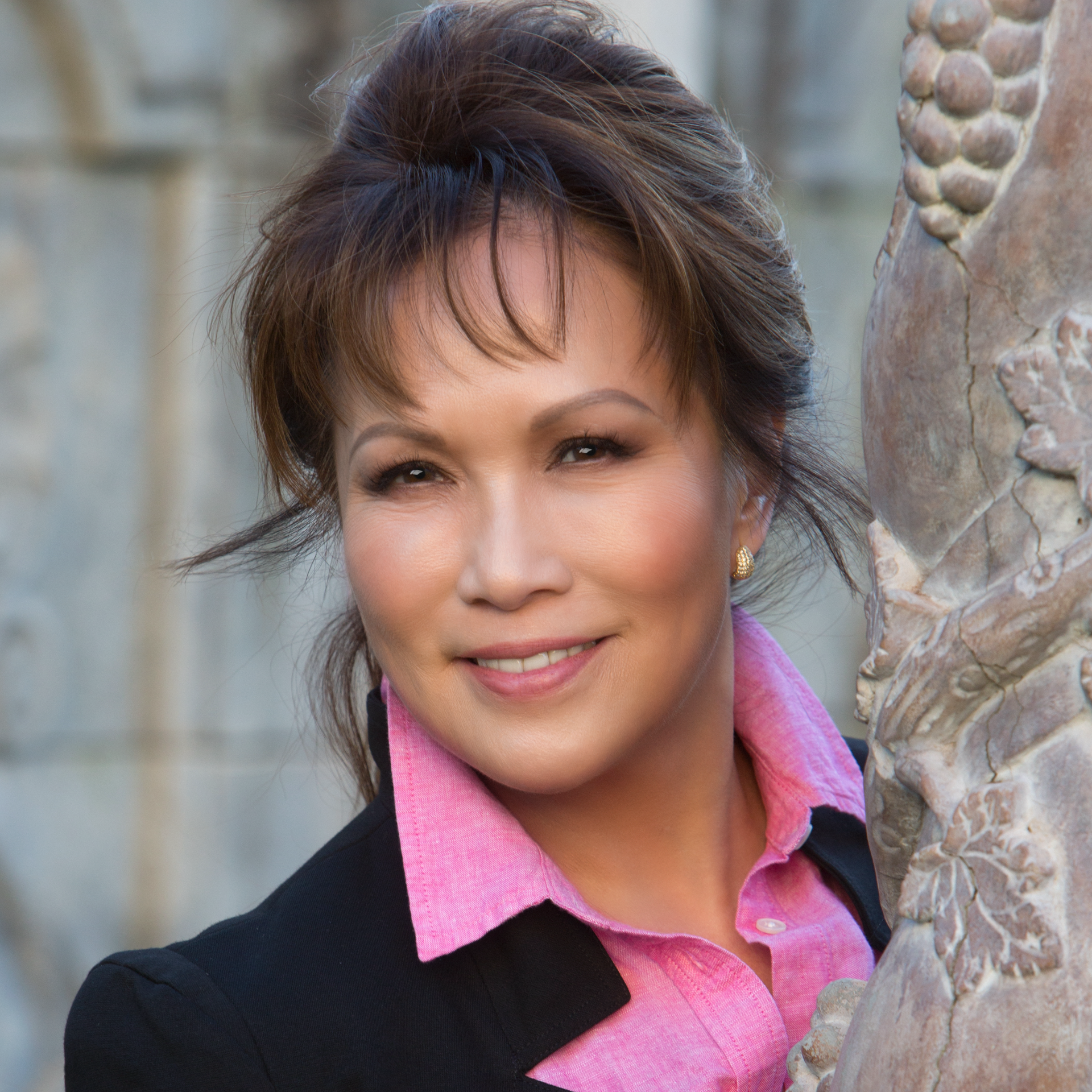 Headshot of Jackie Lefton