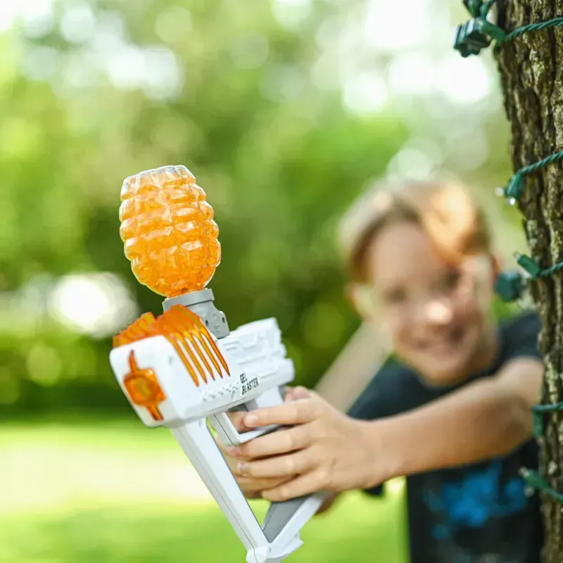 Paintball rental player
