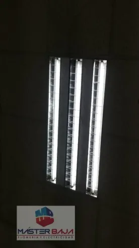 MÁSTER BAJA PLOMERÍA Y ELECTRICIDAD