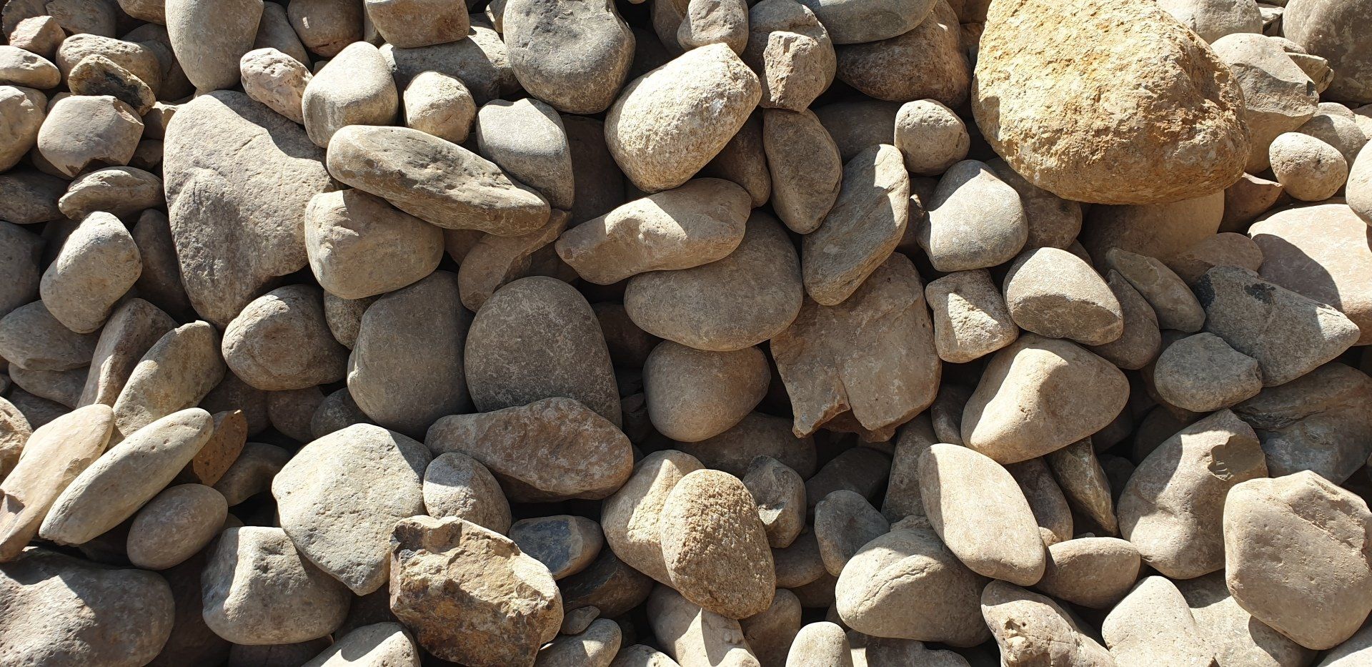 75-150mm Lucky Stones | Tahmoor, Nsw | Mark’s Landscape Supplies