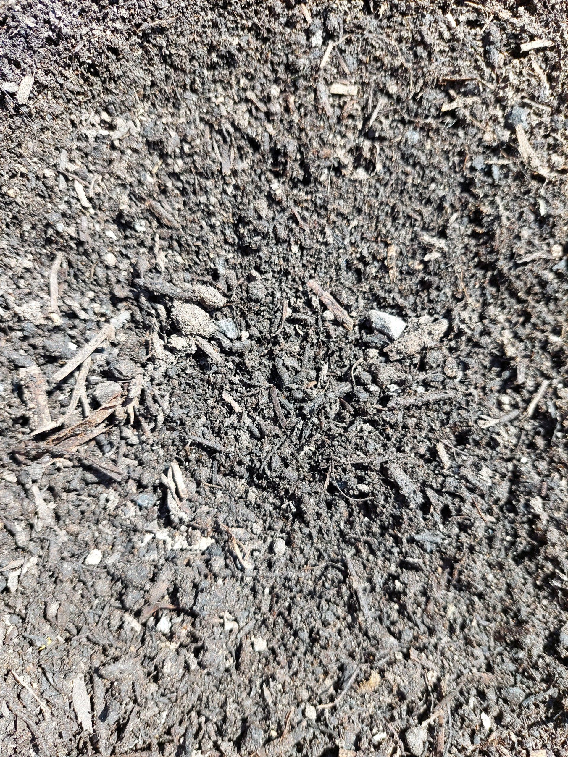 Veggie Mix Soil | Nutra Rich, WA Nutra Rich, WAVeggie Mix | Tahmoor, Nsw | Mark’s Landscape Supplies