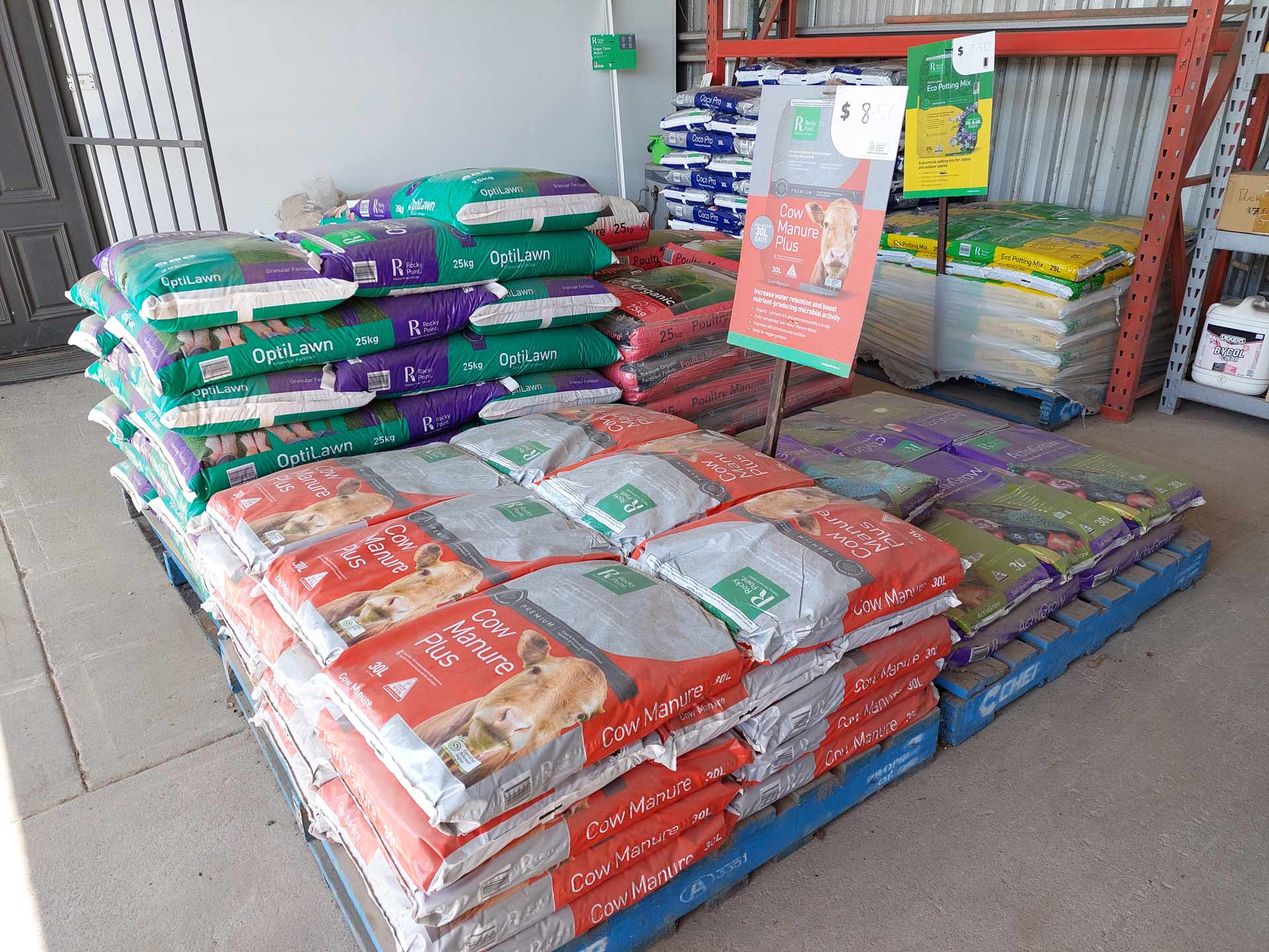 Fertilizers | Tahmoor, Nsw | Mark’s Landscape Supplies