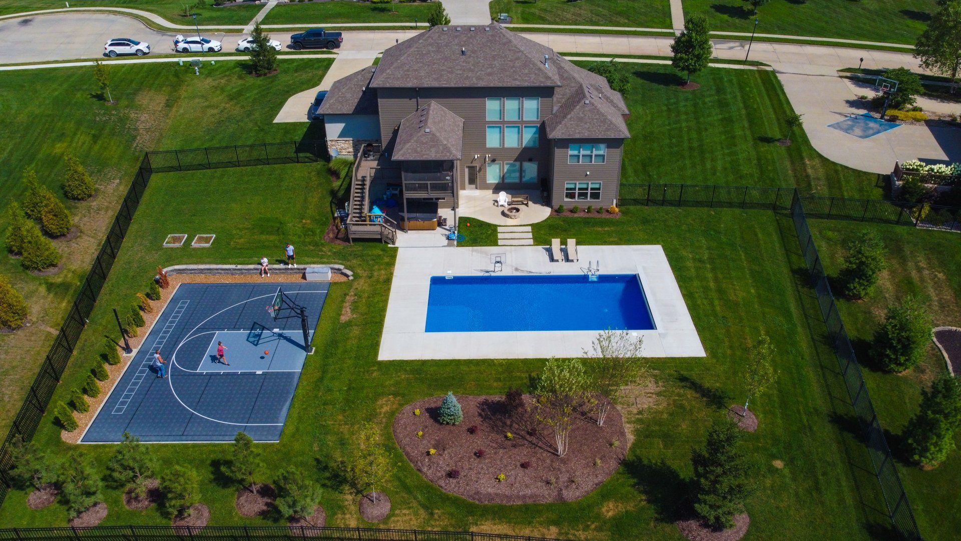 Get a Resort Style Pool With Peavler Construction’s Vinyl Liner Pool in Columbia, Missouri.